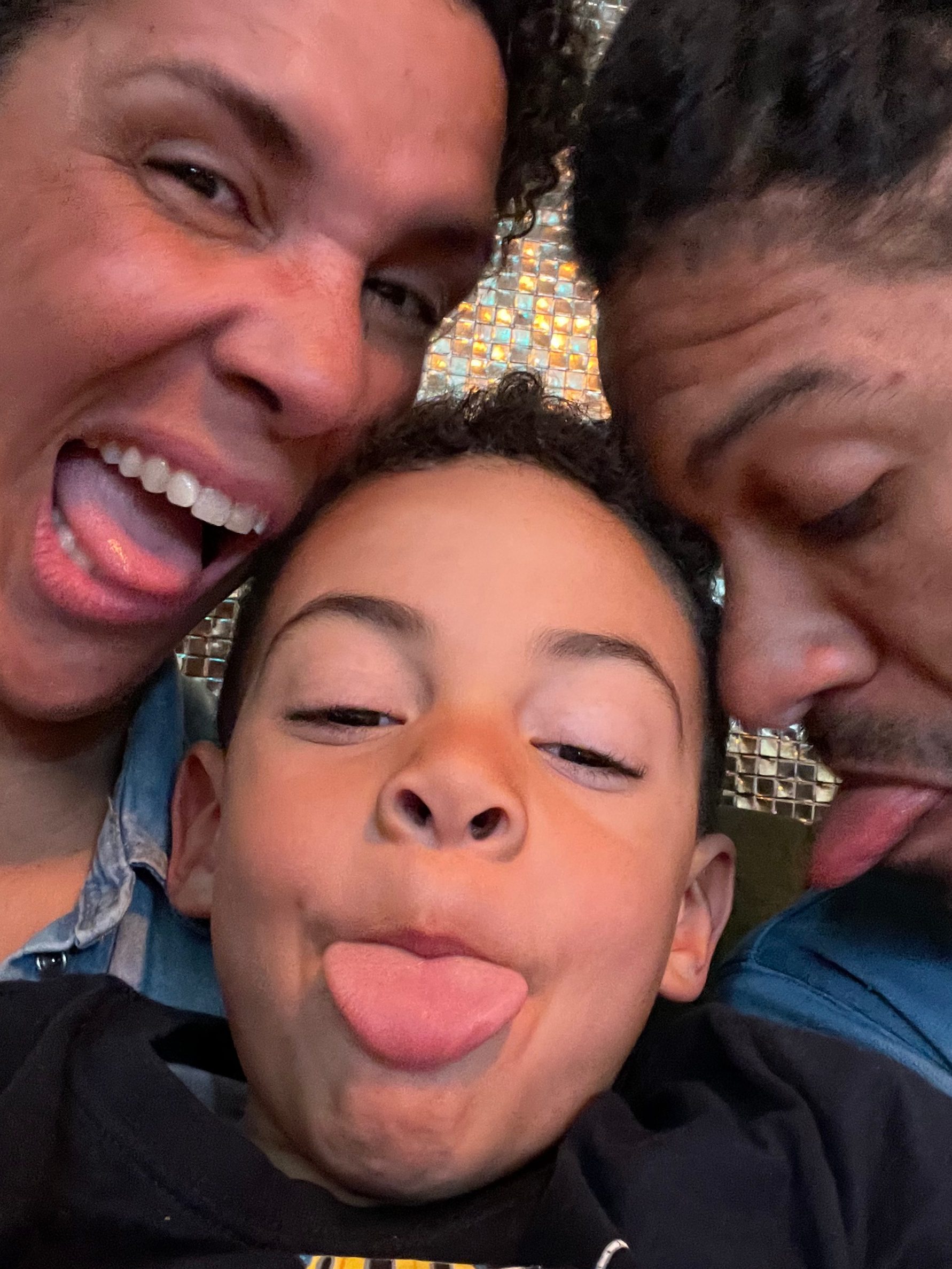 Karys, Marian & Sol in Africa