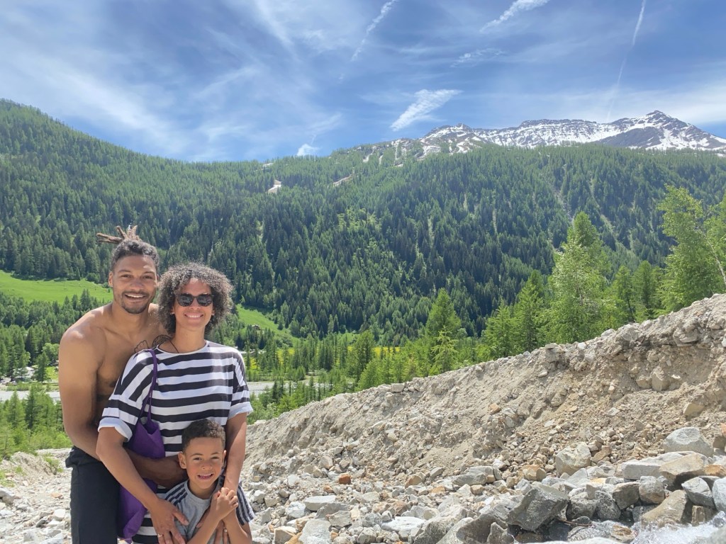 04. Enjoying the GOOD&nbsp;LIFE